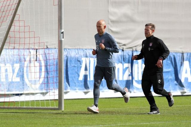 转而拥抱高 转而拥抱高